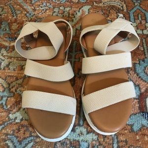 Platform Sandals with Elastic Straps